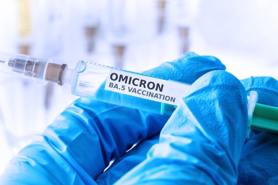 Der neue Impfstoff gegen Omikron-Varianten steht bereit. Foto: Tobias Arhelger/Adobe Stock