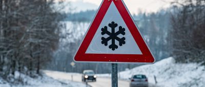 Aktuelle Glatteis-Warnung im Saarland: Gefahren für den Verkehr am Montag