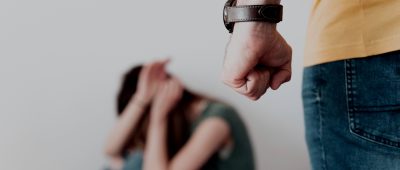 Mann verprügelt Lebensgefährtin in Wadern: Aufmerksamer Pizzabote ruft die Polizei