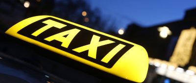Raub in Völklingen: Fahrgast bedroht Taxifahrer mit Messer