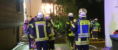 100.000 Euro Schaden bei Wohnhausbrand in Wellesweiler - Feuerwerk als mögliche Ursache