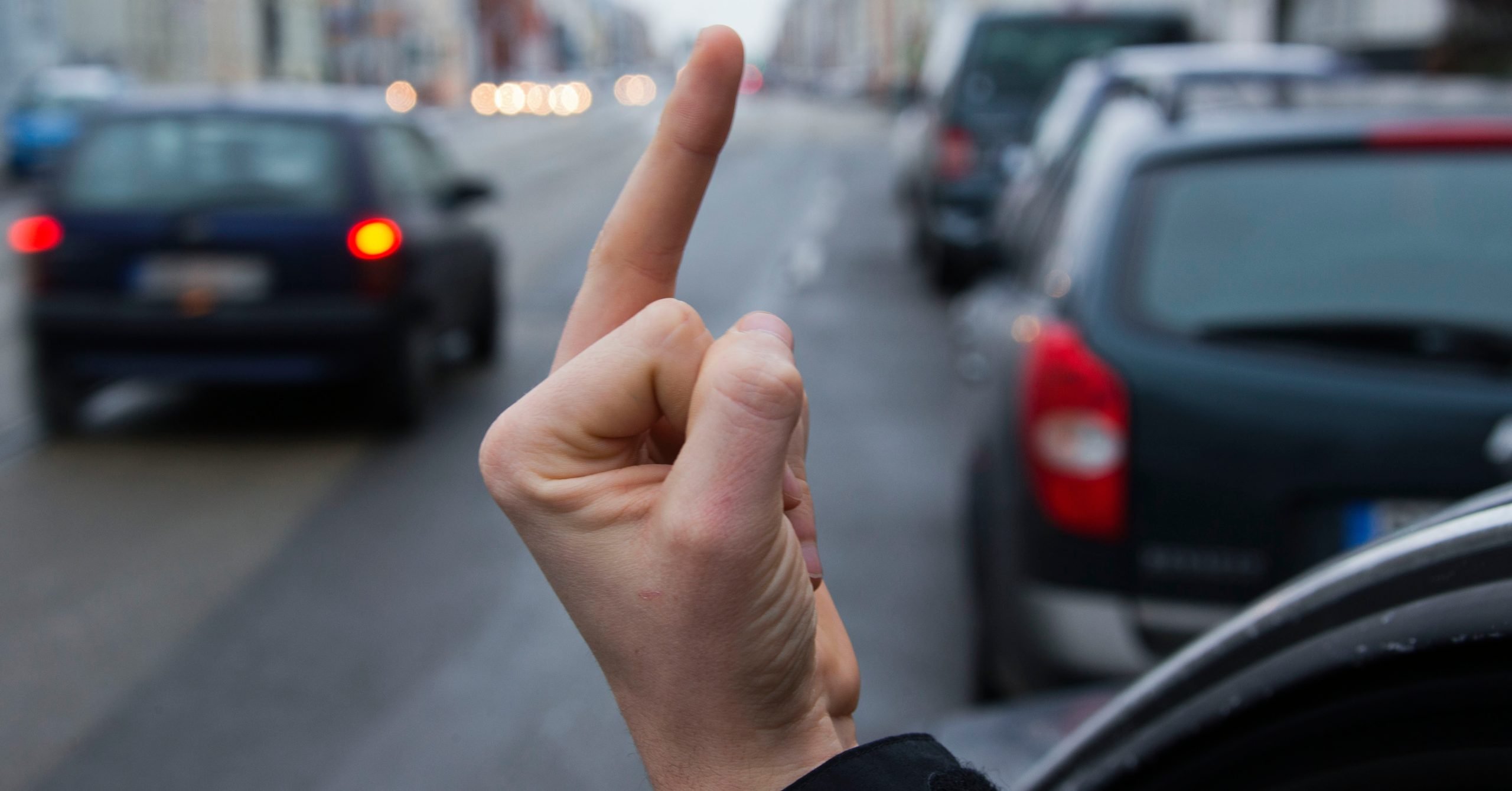 Beleidigungen im Straßenverkehr: Diese Strafen drohen