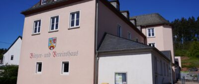Bürger- und Vereinshaus in Föhren.