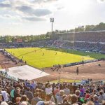 10 000 Fans strömten 2015 in den Ludwigspark, als der 1. FC Saarbrücken in der Relegation zur 3. Liga gegen Würzburg spielte. Foto: Becker & Bredel.