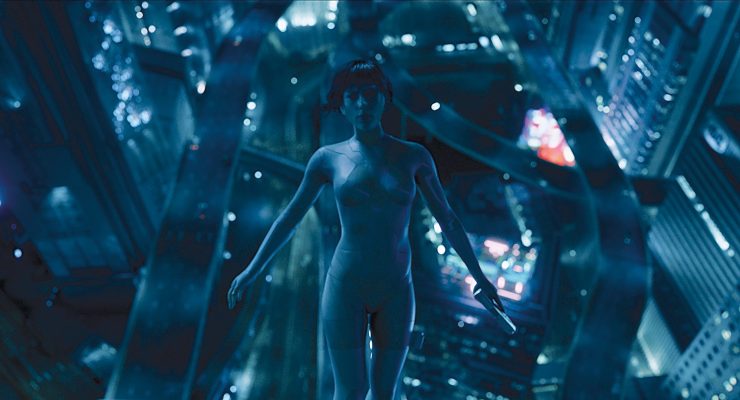Scarlett Johansson im Film „Ghost in the Shell". Foto: Paramount Pictures/dpa.
