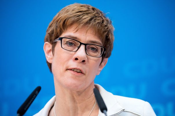 Annegret Kramp-Karrenbauer (CDU). Foto: Michael Kappeler/dpa.