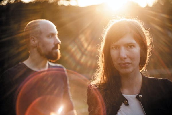 „Sun Sounds“ lautet der Titel des neuen Albums von Daniel Gädicke und Nadja Rüdebusch. Foto: David Rankenhohn