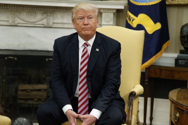 Laut einer Studie haben Amerikaner nicht gerade das beste Bild von ihrem Präsidenten. Foto: Evan Vucci/AP/dpa.