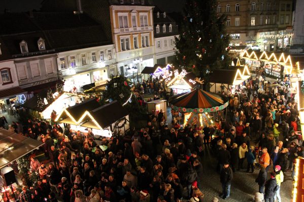 In Homburg findet auch diesmal wieder der Nikolausmarkt auf dem Historischen Marktplatz statt. Foto: Stadt Homburg