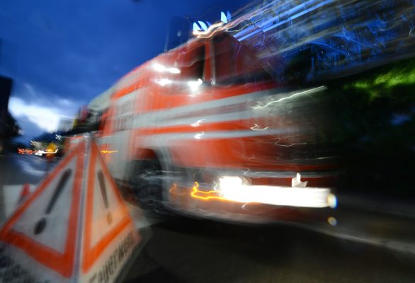 Ein betrunkenes Ehepaar sorgte in Saarbrücken für einen Feuerwehreinsatz. Symbolfoto: dpa-Bildfunk/Patrick Seeger