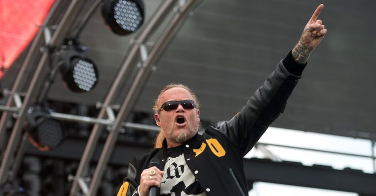 Der Sänger der oft von der linken Szene kritisierten Band „Böhse Onkelz", Kevin Russell. Foto: Daniel Naupold/dpa-Bildfunk.