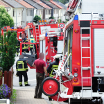 Die Feuerwehren rückten zu einem Brand in der Brunnenstraße (Neuweiler) aus. Foto: BeckerBredel