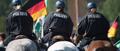 Die Saar-AfD fordert die Wiedereinführung der berittenen Polizei im Saarland. Symbolfoto: dpa-Bildfunk/Sebastian Kahnert