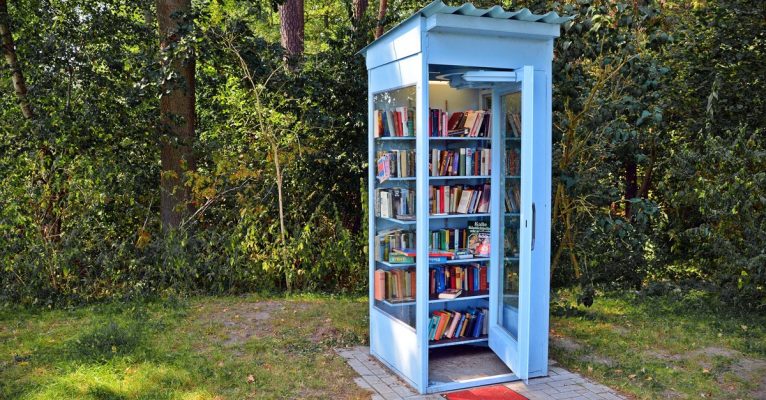 Die Telefonzelle in Merzig wird zu einem offenen Bücherschrank umfunktioniert. Symbolfoto: Pixabay