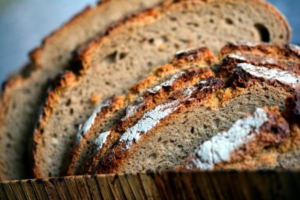 In dem REWE-Brot befinden sich vereinzelt Kunststoffteilchen. Symbolfoto: Pixabay
