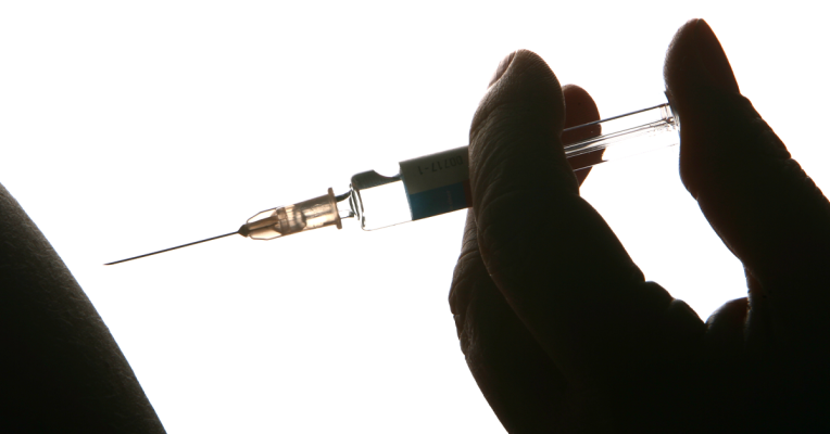 Im Saarland neigen sich die Vorräte von Grippe-Impfstoffen dem Ende. Symbolfoto: dpa-Bildfunk/Ralf Hirschberger