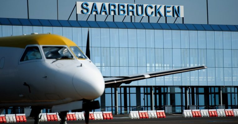 Auch am Flughafen Saarbrücken ist die Bundespolizei für mögliche Anschläge sensibilisiert. Archivfoto: BeckerBredel