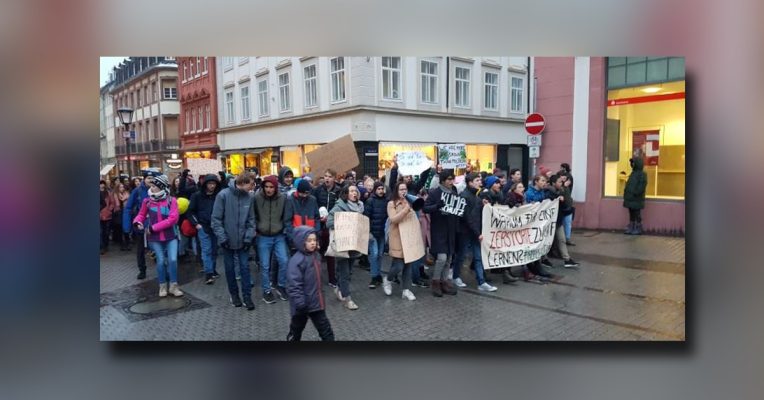 Aufnahme der Demonstrationen in Heidelberg. Die Saarbrücker Schüler gehen diesen Freitag auf die Straße. Symbolfoto: Facebook/@fridaysforfuture.de