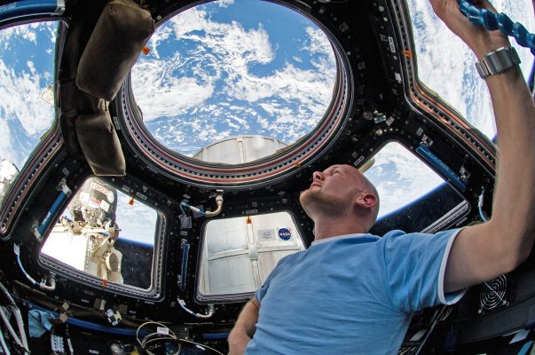 Hier zu sehen: Astronaut Alexander Gerst an Bord der Internationalen Raumstation ISS. Foto: dpa-Bildfunk/Nasa