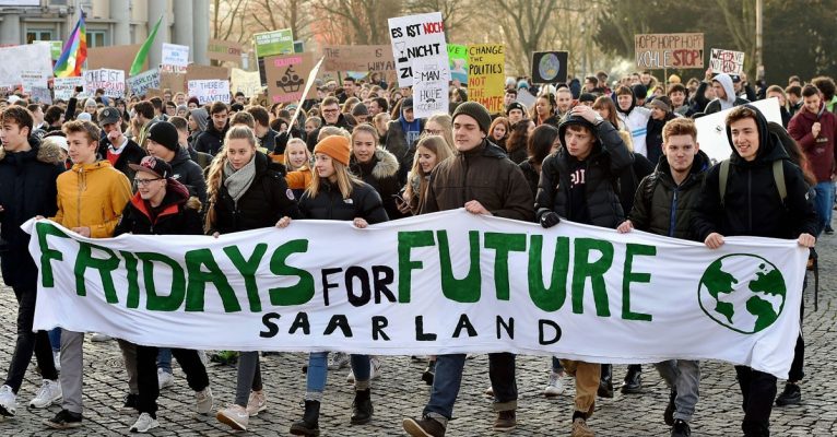 Die Schüler im Saarland streikten bereits in Saarbrücken gegen die Klimapolitik. Foto: BeckerBredel
