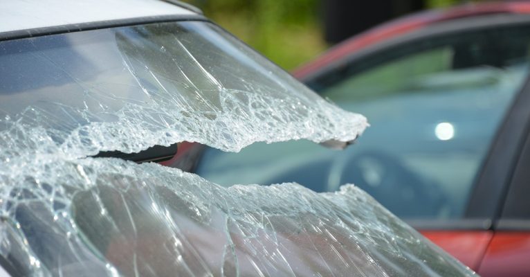 Bei dem Unfall bei Noswedel wurden die Fahrzeuge schwer beschädigt, die Insassen nur leicht verletzt. Symbolfoto: Pixabay