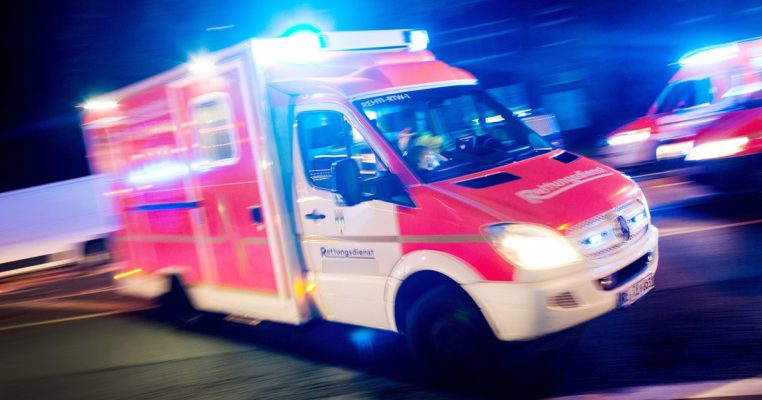 Bei dem Unfall in Wiebelskirchen wurde eine 79-Jährige schwer verletzt. Symbolfoto: Marcel Kusch/dpa-Bildfunk.