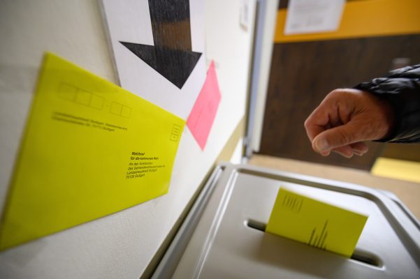 800.000 Saarländer können heute wählen. Symbolfoto: Sebastian Gollnow/dpa-Bildfunk.