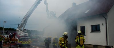 In einem Einfamilienhaus in Saarlouis-Beaumarais kam es zu einem Brand, bei dem das Erdgeschoss komplett zerstört wurde. Foto: Rolf Ruppenthal