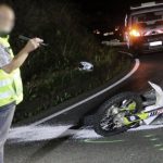 Bei dem Unfall auf der L108 kam unter anderem ein Motocross-Fahrer zu Fall. Dabei erlitt der Mann schwere Verletzungen. Foto: Brandon Lee Posse