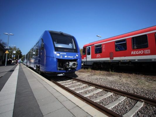 Im Saarland kommt es ab Dezember 2019 zu Zugausfällen beim Bahnbetreiber "vlexx". Symbolfoto: Fredrik von Erichsen/dpa