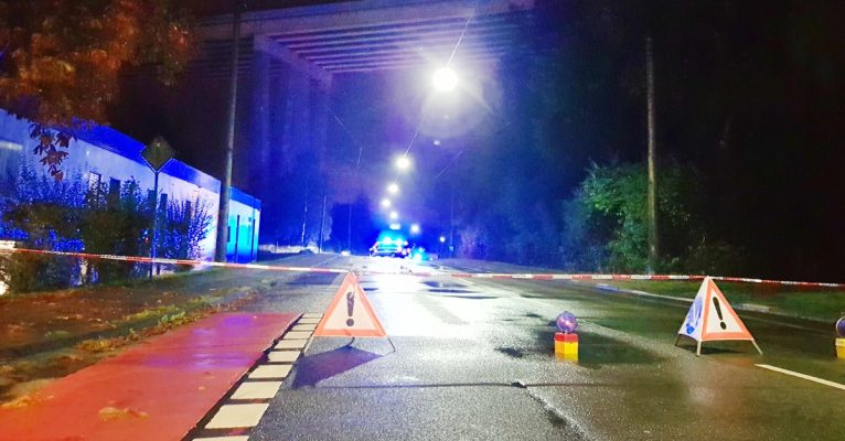 Auf der Sulzbachtalbrücke verursachte die glatte Fahrbahn in der Samstagnacht drei Unfälle innerhalb einer Stunde. Archivfoto: BeckerBredel