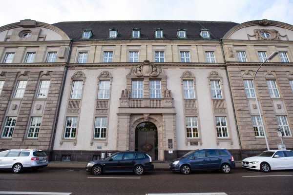 Der Prozess gegen den Tatverdächtigen findet aktuell am Landgericht in Saarbrücken statt. Archivfoto: BeckerBredel