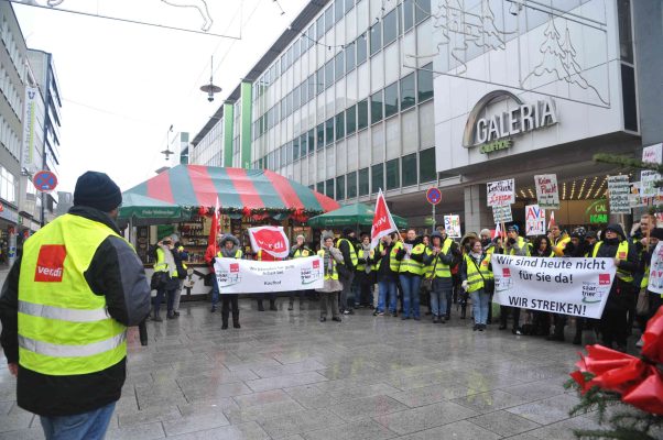 Bereits vor einigen Tagen kam es unter anderem zu einem Streik bei Galeria Kaufhof in Saarbrücken. Foto: BeckerBredel