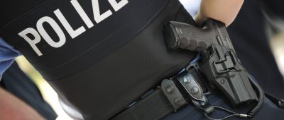 Im Saarland soll es zwischen 2022 und 2025 ein Plus von mehr als 100 Polizeibeamten geben. Symbolfoto: Arne Dedert/dpa-Bildfunk