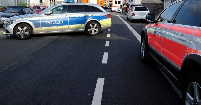 Bei dem Unfall in Steinbach wurden die Schwerverletzten noch vor Ort versorgt. Symbolfoto: BeckerBredel
