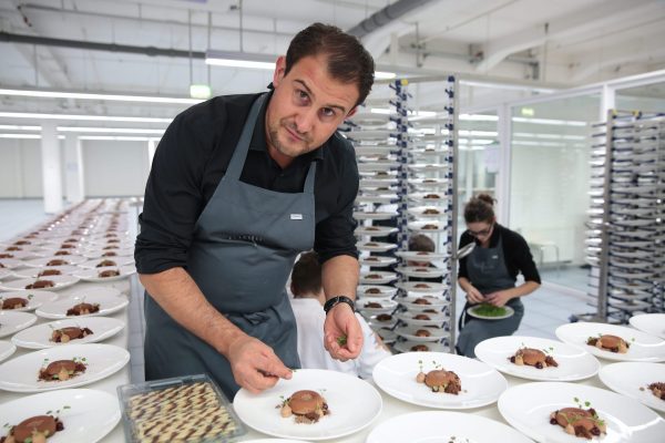Seit Jahresbeginn schließt Sternekoch Klaus Erfort sein Restaurant am Wochenende. Archivfoto: BeckerBredel