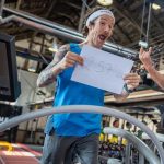 Florian Neuschwander hat einen sensationellen Weltrekord auf dme Laufband aufgestellt. Foto: Sceenshot Facebook-Profil von Florian Neuschwander