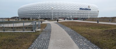 Einer der ursprünglichen Austragungsorte der Fußball-EM: die Allianz Arena in München. Foto: dpa-Bildfunk/Sven Hoppe