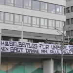 So sieht das in Saarbrücken hängende Transparent aus. Foto: BeckerBredel