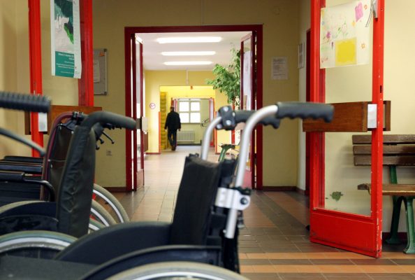 Durch die Zuschüsse sollen unter anderem Behindertenwerkstätten in der Corona-Krise finanziell gesichert werden. Symbolfoto: Felix Frieler/dpa-Bildfunk
