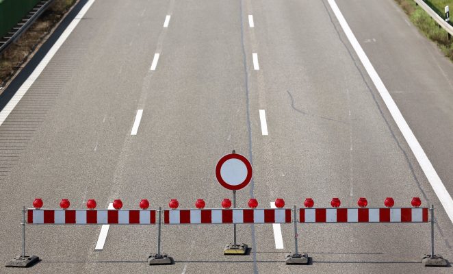 Für die A1 hat der Landesbetrieb für Straßenbau Saar eine Vollsperrung angekündigt. Symbolfoto: dpa-Bildfunk/Jan Woitas