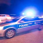 Bei Schwalbach kam es am späten Freitagabend zu einem schweren Unfall, bei dem ein 22-jähriger Mann schwer verletzt wurde. Symbolfoto: Patrick Seeger/dpa