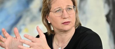 Anke Rehlinger (SPD), saarländische Wirtschaftsministerin. Foto: Harald Tittel/dpa/Archivbild