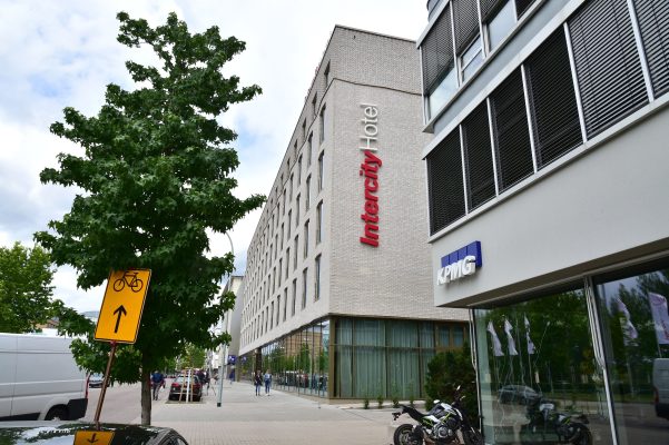 Das neue Intercity-Hotel befindet sich in der Saarbrücker Innenstadt. Foto: BeckerBredel
