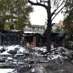 In Saarbrücken-Burbach brannte eine Gartenlaube nieder. In der nahen Umgebung kam es kurz darauf zu zwei Kellerbränden. Foto: BeckerBredel
