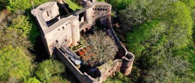 Die Burg Montclair in Mettlach hat es unter die beliebtesten Burgen und Schlösser im Saarland geschafft. Foto: Pascal Dihé/www.dihe.eu/CC BY-SA 4.0