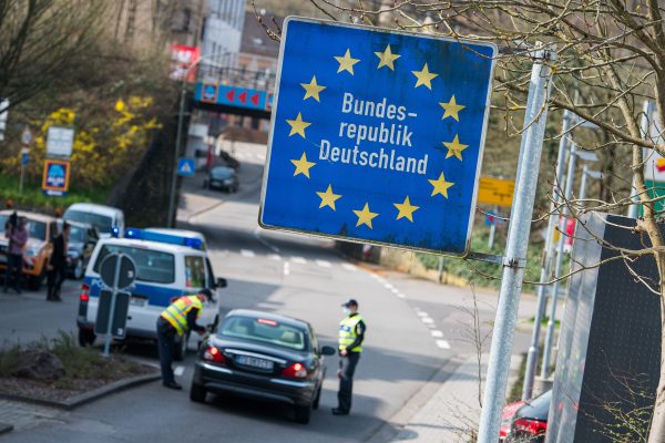 Das Saarland und Rheinland-Pfalz haben sich mit Luxemburg darauf geeinigt, dass es keine Quarantäne-Regelungen für Einreisende aus Luxemburg geben wird. Symbolfoto: Oliver Dietze/dpa