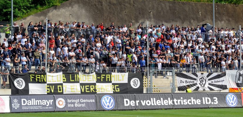 Der SV Elversberg darf seine Heimspiele vor Zuschauern im Stadion austragen. Archivfoto: BeckerBredel