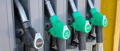 Die Preise für Super E10 und Diesel entwickeln sich an den deutschen Tankstellen derzeit gegensätzlich. Symbolfoto: Pixabay