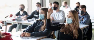 Drei Schulen in Homburg nehmen an einer Studie teil, die Corona-Teststrategien an Schulen und Kitas untersuchen möchte. Symbolfoto: Matthias Balk/dpa-Bildfunk